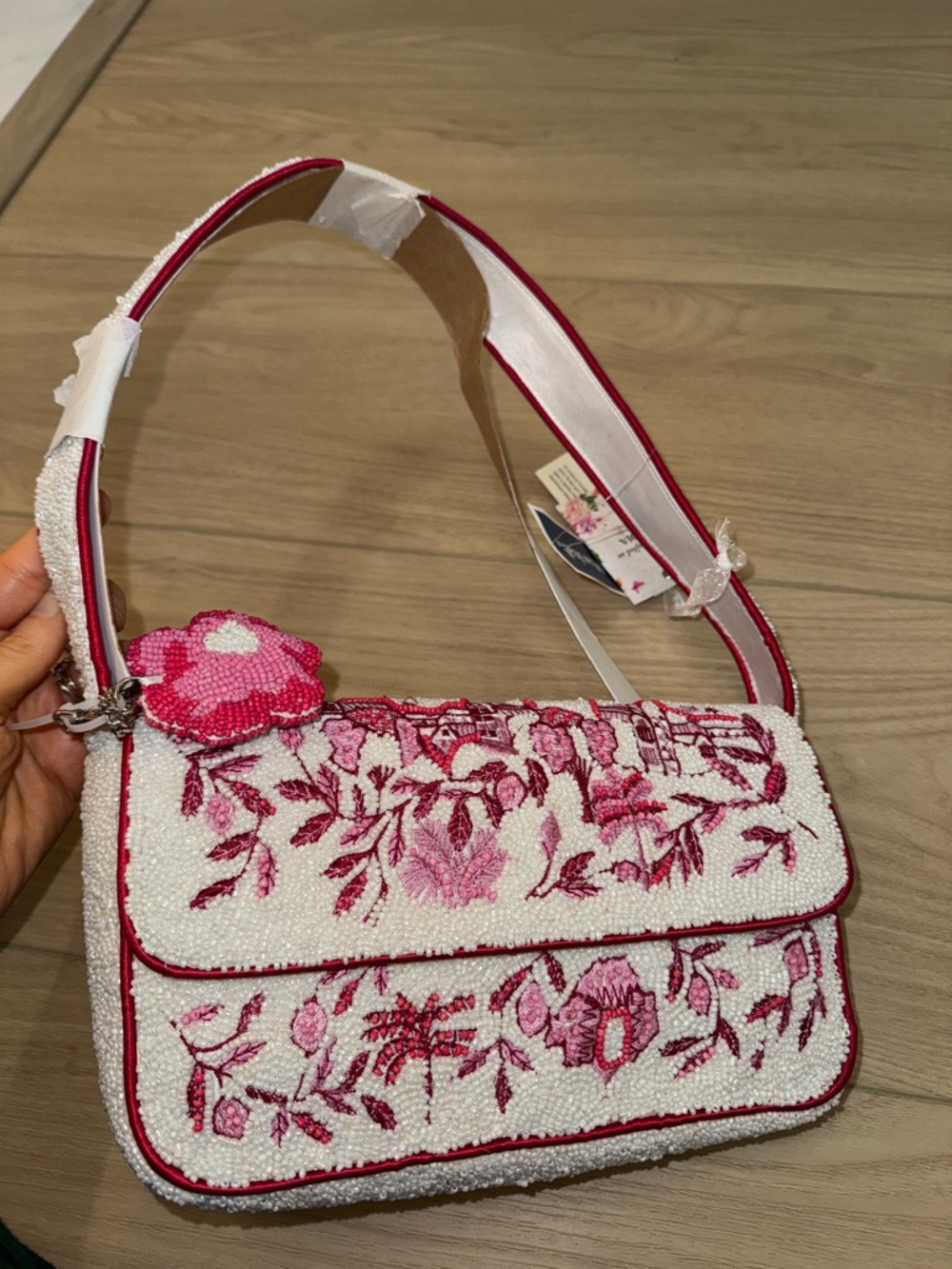 Hand-Beaded Viral made in India Floral Shoulder Bag in White & Pink